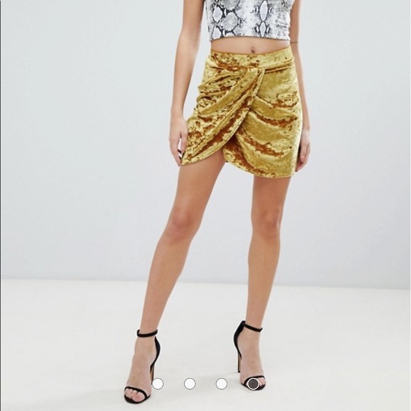 ASOS Gold Velvet Wrap Mini Skirt NWT - Picture 2 of 11